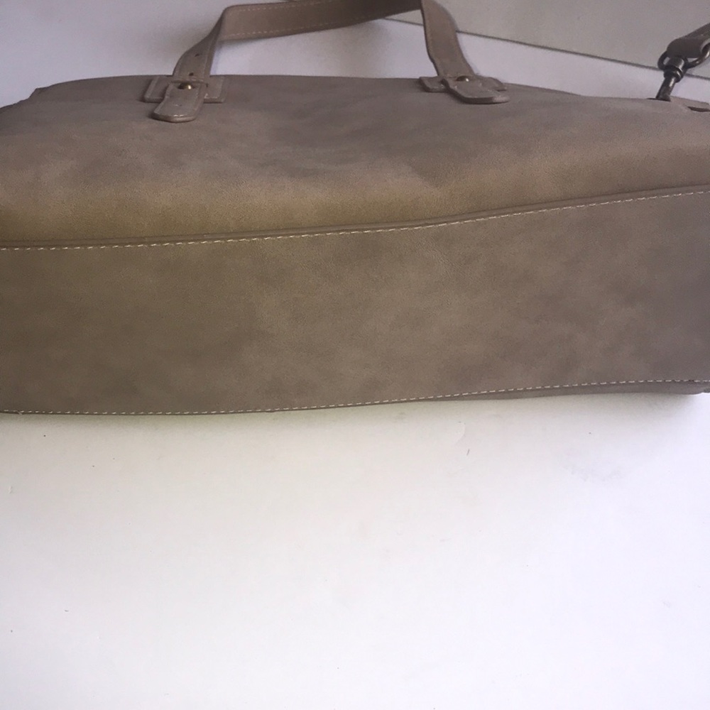 Universal Thread Hand Bag - Picture 3 of 7
